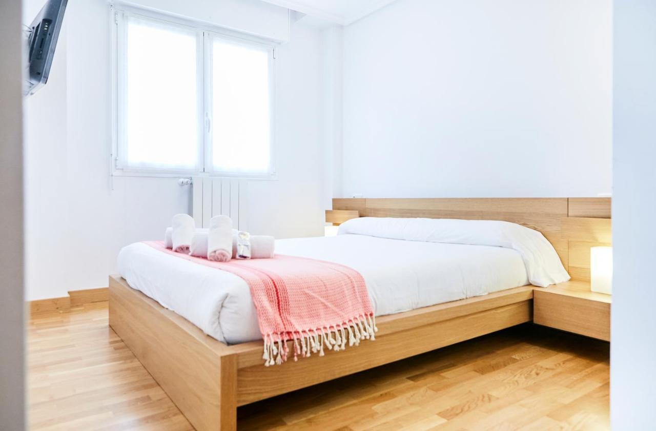 Urumea 4 - Apartamento Con Parking San Sebastian Exterior photo